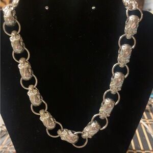 Elegant Silver Necklace